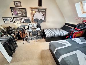Bedroom- click for photo gallery